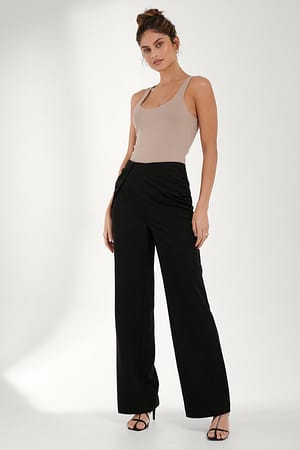 Black Mathilde Gøhler x NA-KD Pantalon Drapé
