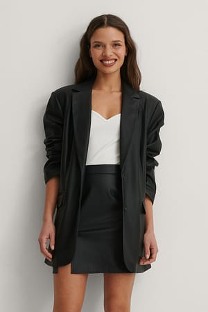 Black Matiamu By Sofia x NA-KD Jupe en faux cuir recyclée