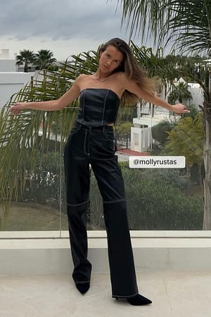 Black Corset en simili cuir