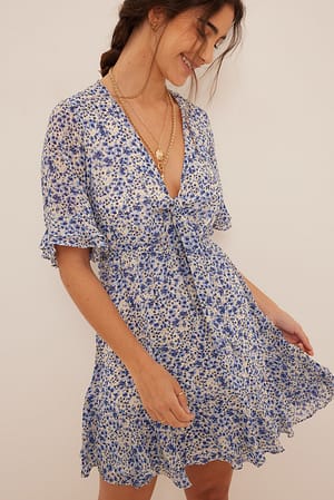 Blue Print Robe mini transparente nouée sur le devant