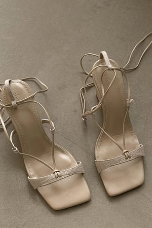 Natural Chaussures en toile à talon compensé