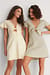 Robe chemise nouée sur le devant