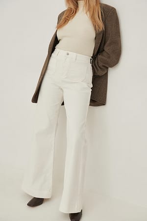 Offwhite Jean 70’s large avec poche sur le devant
