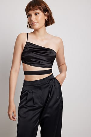 Black Débardeur asymétrique avec bretelle