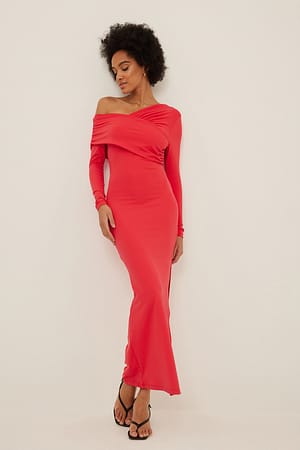 Red Maxi robe asymétrique
