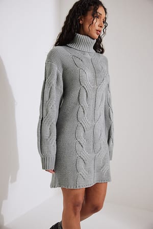 Grey Robe courte en maille torsadée