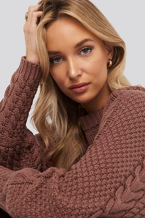 Dusty Dark Pink Cable Knitted Ribbed Sleeve Sweater