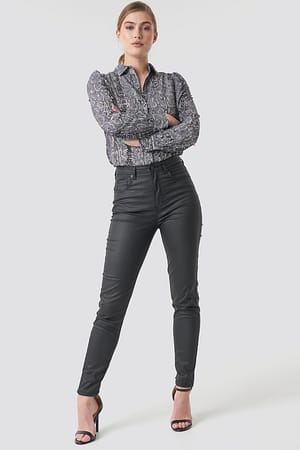 Black Coated Jeans