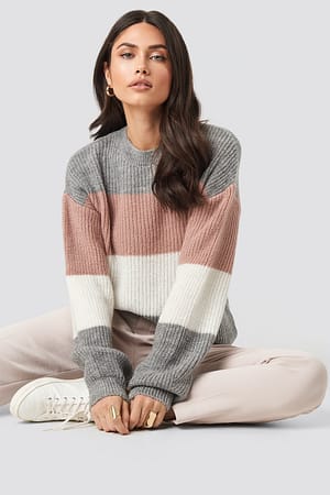 Pink/White Color Striped Balloon Sleeve Knitted Sweater
