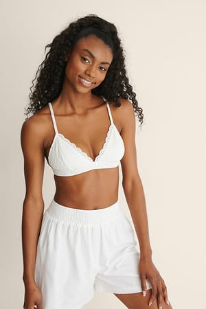 White Haut Triangle En Coton Et Broderie Anglaise