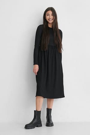 Black Robe Mi-Longue