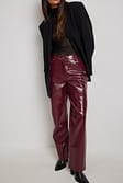 Red Wine Pantalon effet froissé en similicuir