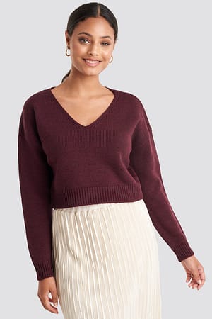 Bordeaux NA-KD Cropped V-neck Knitted Sweater