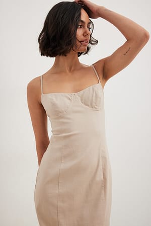 Beige Robe mi-longue à bonnets préformés