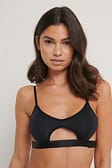 Black Soutien-Gorge À Découpes