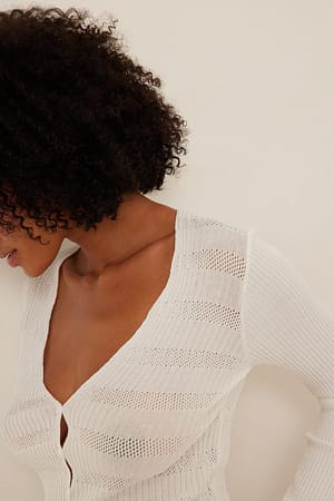 White Cardigan à boutons