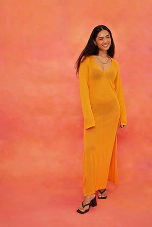 Orange Robe longue en tricot fin avec col