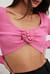 Pull court en maille fine avec fleur