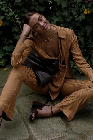 Brown NA-KD Trend Pantalon évasé jacquard zébré