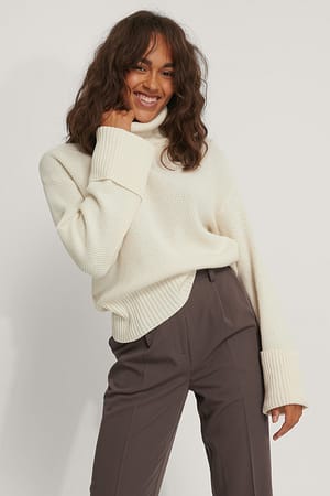 Offwhite NA-KD Grand Pull En Tricot À Col Roulé