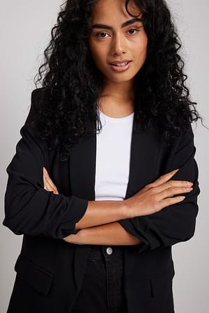 Black Blazer À Détails
