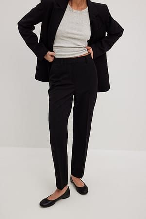 Black Pantalon de costume court en tissu épais à taille haute