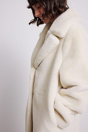 Light Beige Manteau fausse fourrure