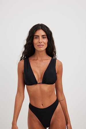 Black Culotte de bikini échancrée