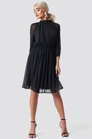 Black NA-KD Boho Robe taille plissée élastique