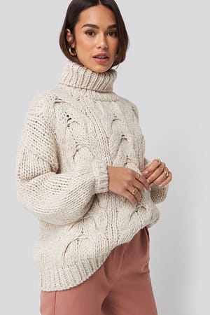Offwhite Pull En Grosse Maille Torsadée À Col Montant