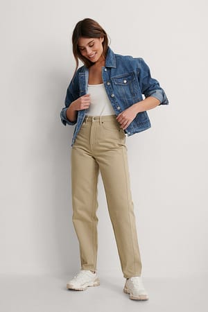 Olive Jean ample