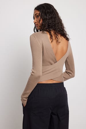 Taupe Pull en maille croisé au dos