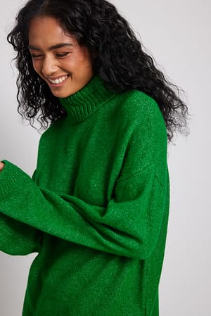 Green Pull en tricot à col montant