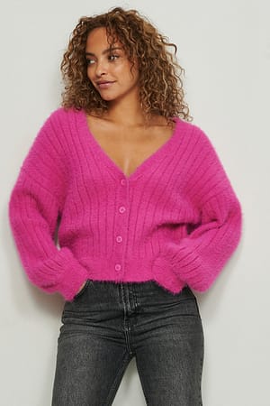 Pink Cardigan en maille côtelée floue