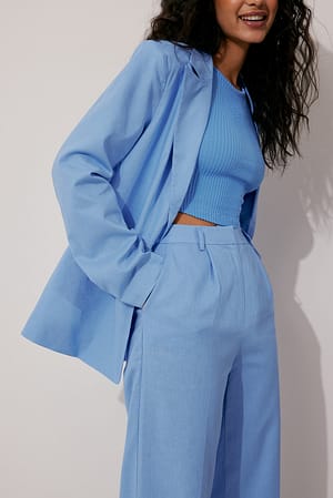 Sky Blue Lisa & Lena for NA-KD Pantalon de costume en lin mélangé