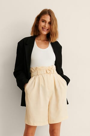 Offwhite Bermuda En Lyocell