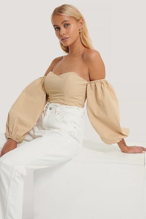 Beige NA-KD Trend Haut Smocké À Épaules Dénudées