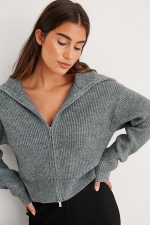 Grey Melange Cardigan tricoté avec grand col zippé