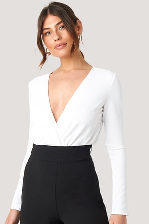 White NA-KD Party Body Cache-Coeur