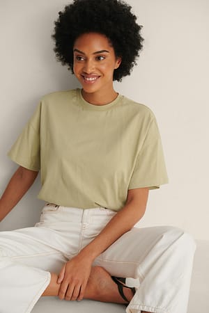 Khaki T-shirt surdimensionné à manches 3/4