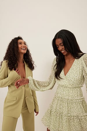 Green Flower Print Robe dos ouvert