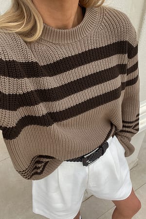 Light Beige/Brown Stripe Pull rayé en maille côtelée