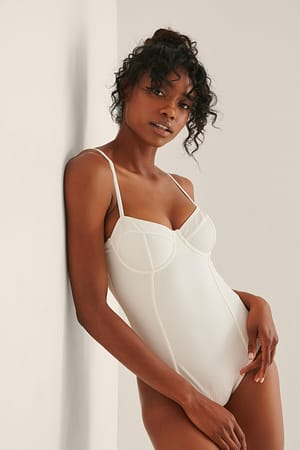Offwhite Maillot De Bain Côtelé À Armatures