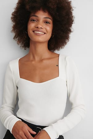 Offwhite NA-KD Reborn Haut côtelé