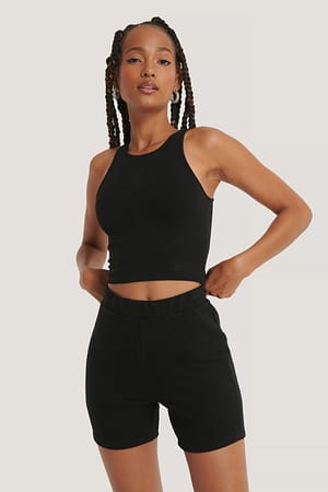 Black NA-KD Short Côtelé