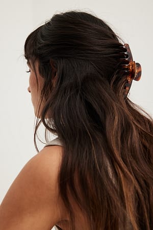 Amber Grande pince à cheveux ronde