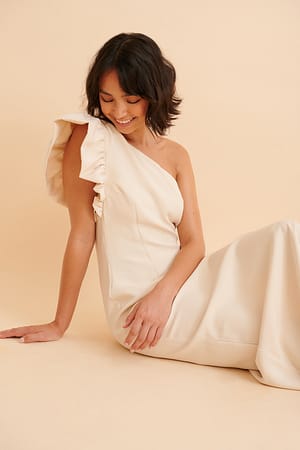 Beige Maxi Robe Fendue À Manches Bouffantes