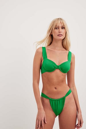Green Culotte de bikini drapée à coupe haute brillante