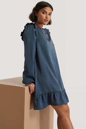 Blue Night NA-KD Robe Mini À Volants