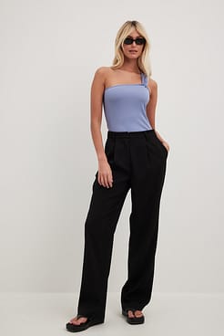 Shoulder Twist Detail Top Outfit